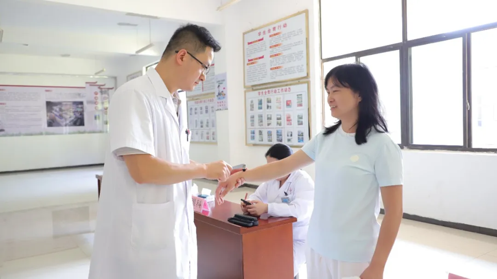 d90d86cb470a4da3b51e13a4fdde43b7.png